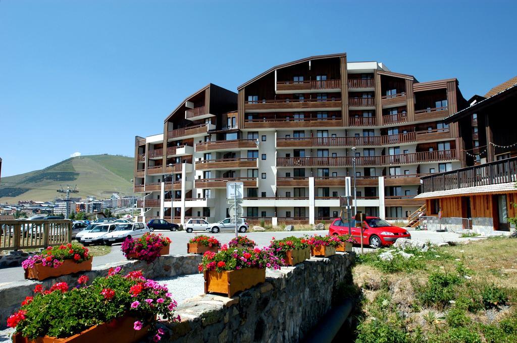 Résidence Odalys Le Christiana Alpe d'Huez Exterior foto